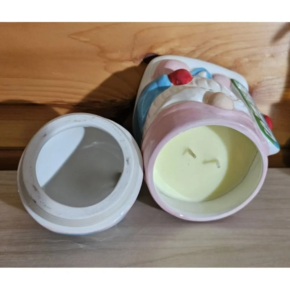 New Martha Stewart Gnome Snow Day Snowboarding 2 Wick Candle Jar Winter
